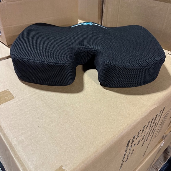 Xtreme Comforts Coccyx Orthopedic Seat Cushion Helps Back Pain Home Office Car - Picture 2 of 5